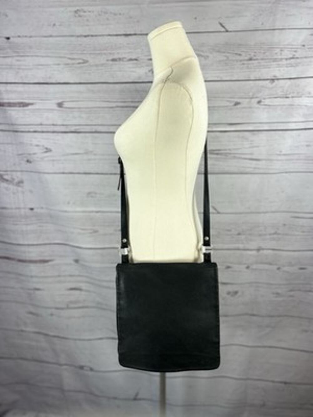 Vintage Coach 9153 Black Leather Crossbody Shoulder Bag